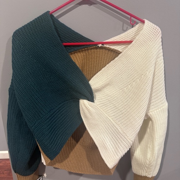 Zaful Sweaters - Cropped Twist Knot Color Block Sweater